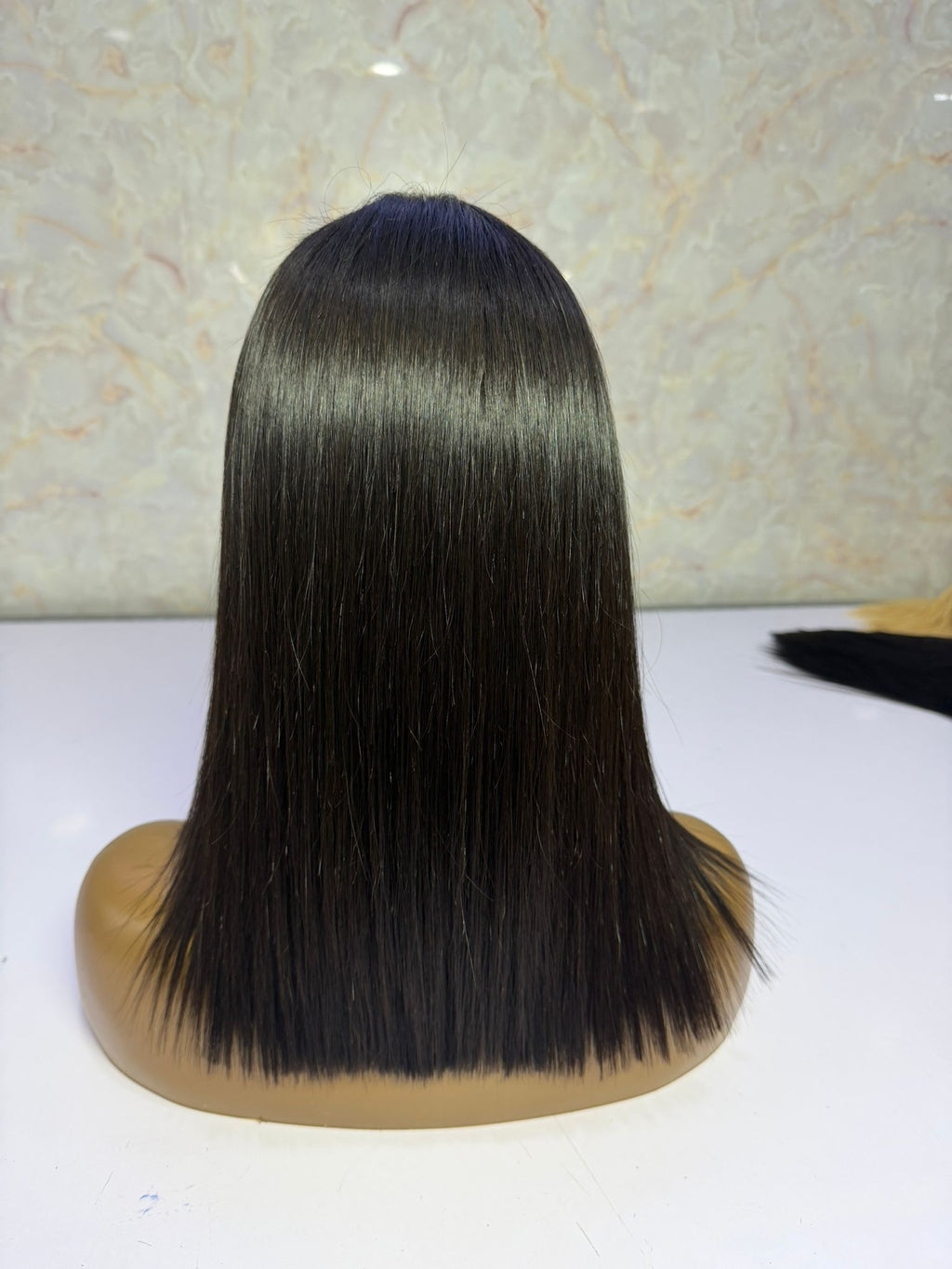 Luxe Lace Front Wig 28"